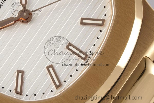 Nautilus 5711 1R PPF 1:1 Best Edition White Textured Dial on Brown Rubber Strap 324CS V5