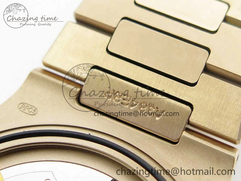 Nautilus 5711 1R PPF 1:1 Best Edition White Textured Dial on RG Bracelet 324CS (Free box)