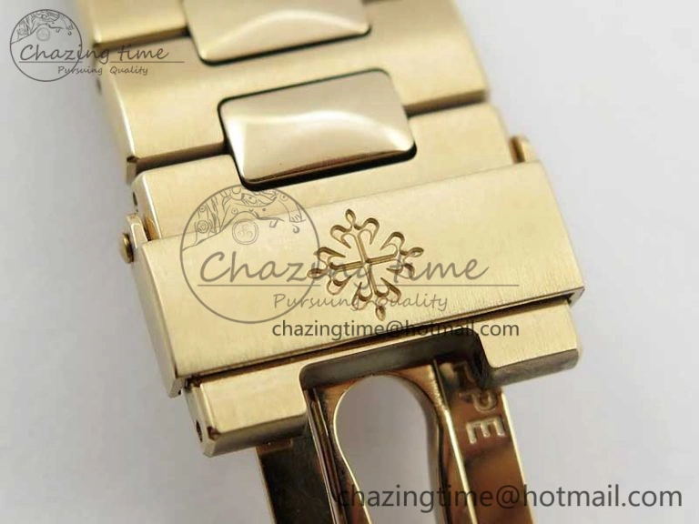 Nautilus 5711 1R PPF 1:1 Best Edition White Textured Dial on RG Bracelet 324CS (Free box)