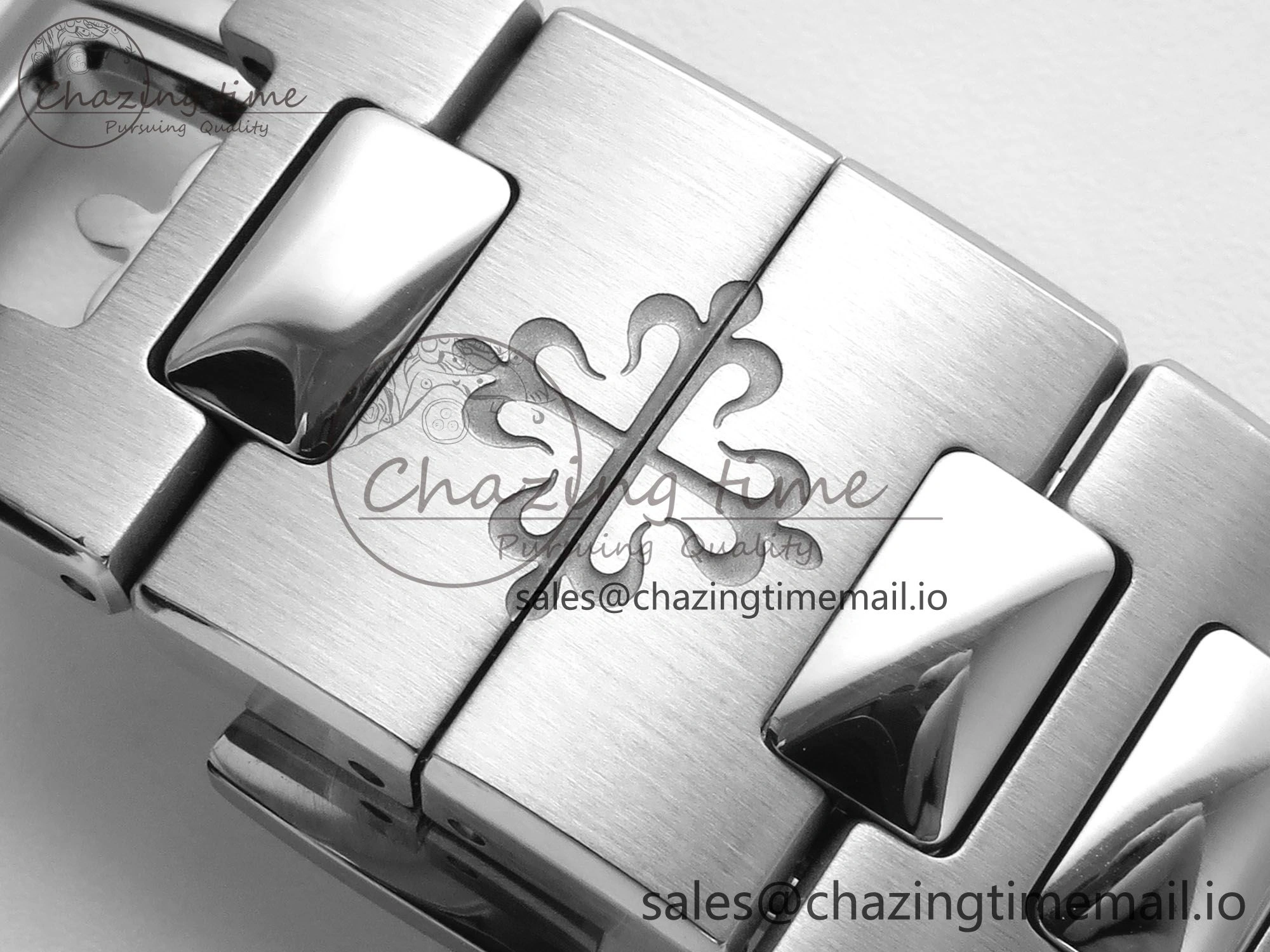 Nautilus 5712 SS OMEF 1:1 Best Edition Blue Dial on SS Bracelet A240 Super Clone