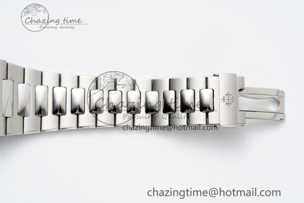 Nautilus 5712 SS PPF 1:1 Best Edition Blue Dial on SS Bracelet A240 Super Clone V2