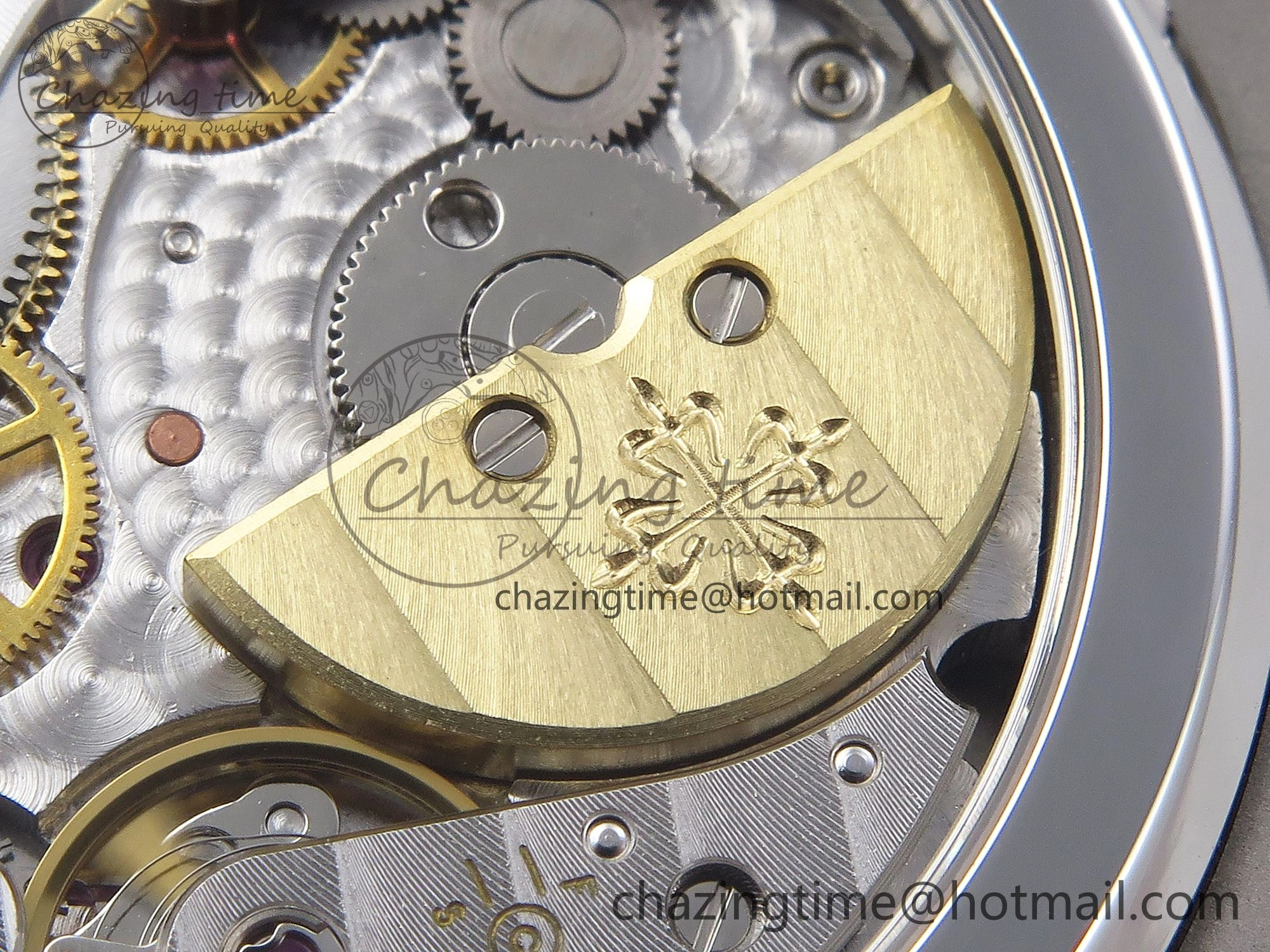 Nautilus 5712 SS PPF 1:1 Best Edition Gray Dial on Black Leather Strap A240 Super Clone V2