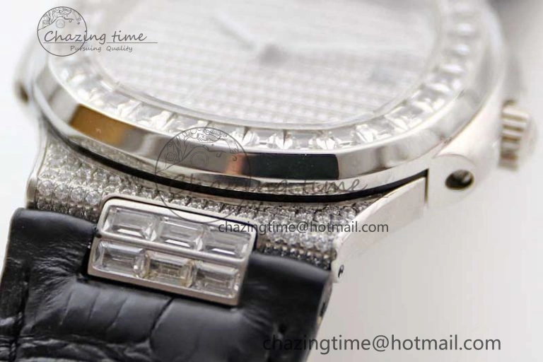 Nautilus 5719 GSF 1:1 Best Edition Full Diamonds Dial and Black Leather Strap 324CS