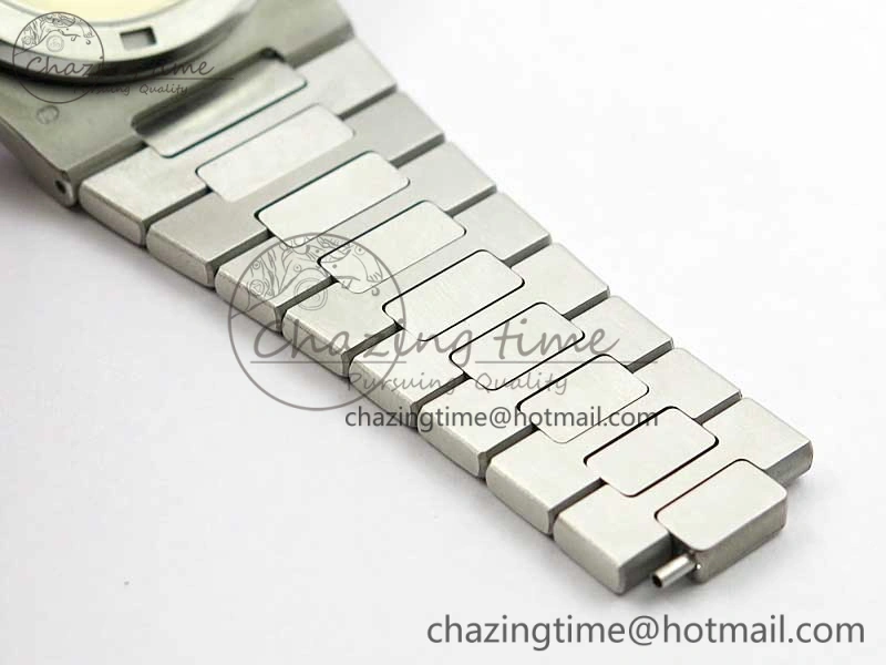 Nautilus 5719 1G PPF 1:1 Best Edition Full Diamonds Dial and Bracelet 324CS (Free box)