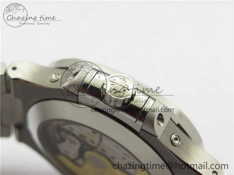 Nautilus 5726 Complicated SS GRF 1:1 Best Edition White Textured Dial on SS Bracelet A324 V3