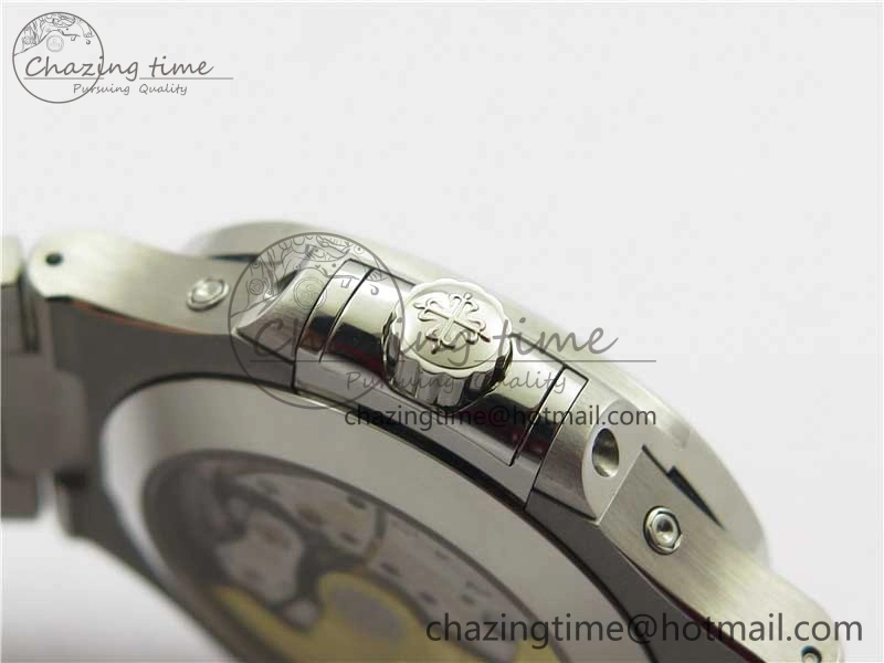 Nautilus 5726 Complicated SS GRF 1:1 Best Edition White Textured Dial on SS Bracelet A324 V3