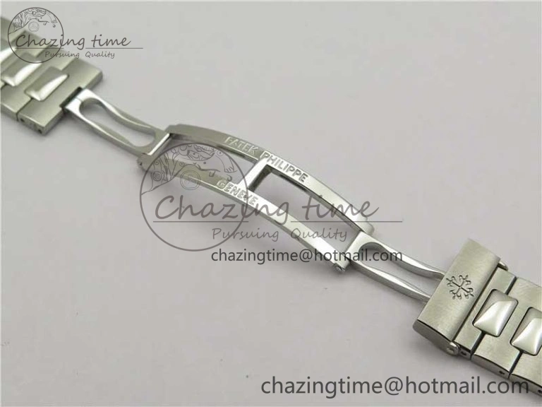 Nautilus 5726 Complicated SS GRF 1:1 Best Edition White Textured Dial on SS Bracelet A324 V3