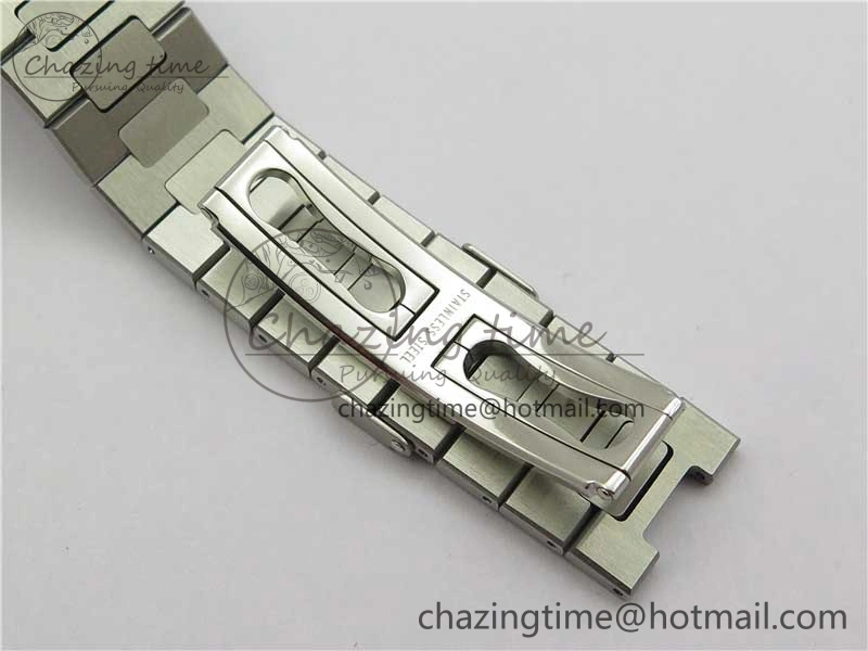 Nautilus 5726 Complicated SS GRF 1:1 Best Edition White Textured Dial on SS Bracelet A324 V3