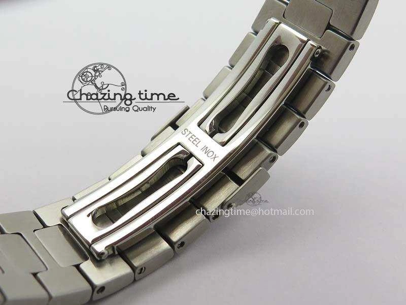 Nautilus 5726 Complicated SS Gray Textured Dial On SS Bracelet A324