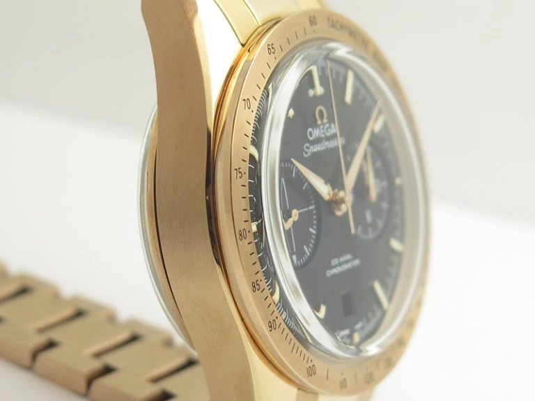 Nautilus 5726 Moonphase RG Black Dial On Brown Leather Strap A324