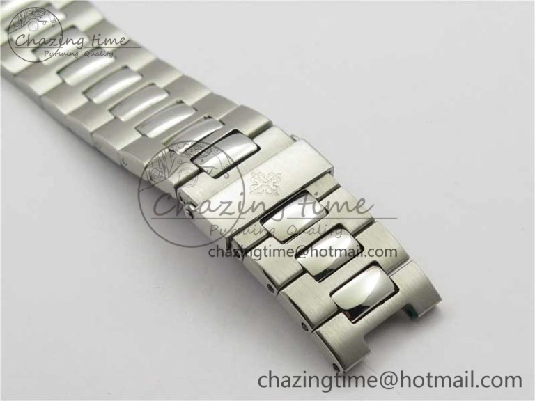 Nautilus 5726 V9F Best Edition Black Dial Working Annual Calendar SS Bracelet A.324