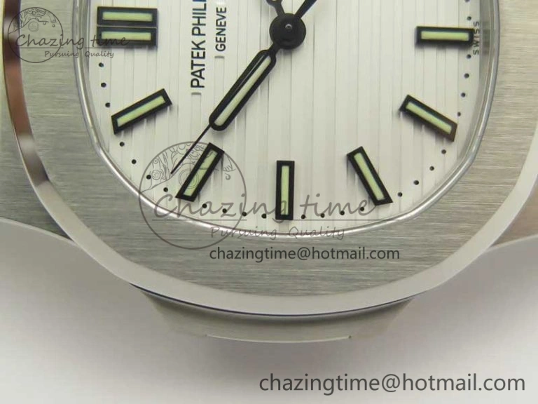 Nautilus Jumbo 5711 MKF 1:1 Best Edition White Textured Dial on SS Bracelet A324 Clone V5