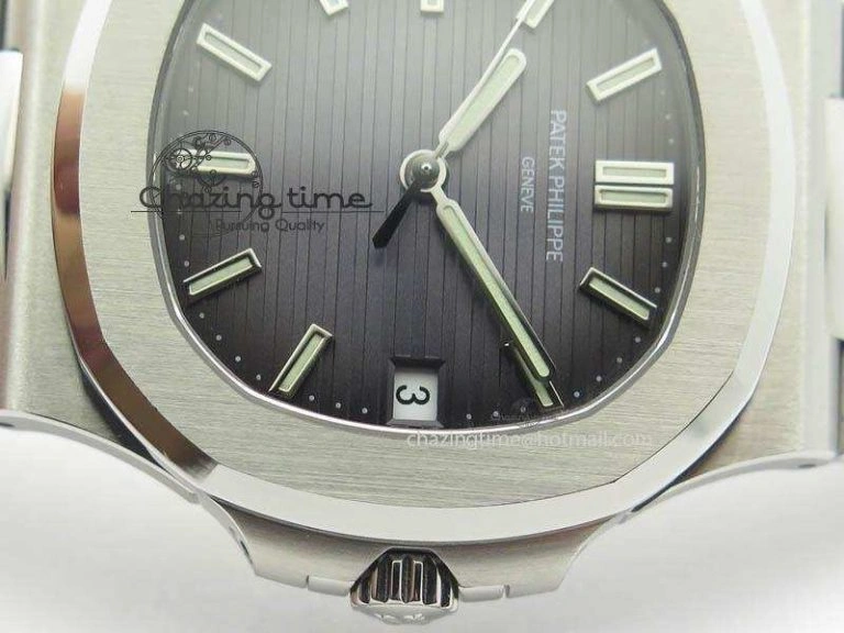 Nautilus Jumbo 5711 PF 1:1 Best Version Gray Dial On SS Bracelet A324 Clone