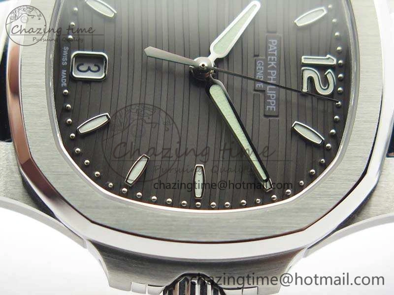 Nautilus Jumbo Ladies 7018 PF 1:1 Best Edition Gray Textured Dial On SS Bracelet A324 Clone