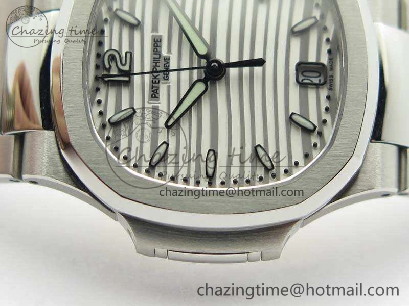 Nautilus Jumbo Ladies 7018 PF 1:1 Best Edition White Textured Dial On SS Bracelet A324 Clone