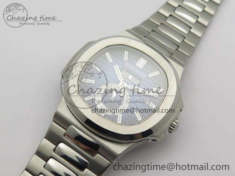 Nautilus Moonphase SS KMF Blue Dial On SS Bracelet Calendar Movement V2