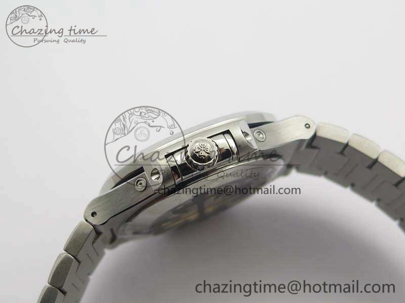 Nautilus Moonphase SS KMF Gray Dial On SS Bracelet Calendar Movement V2
