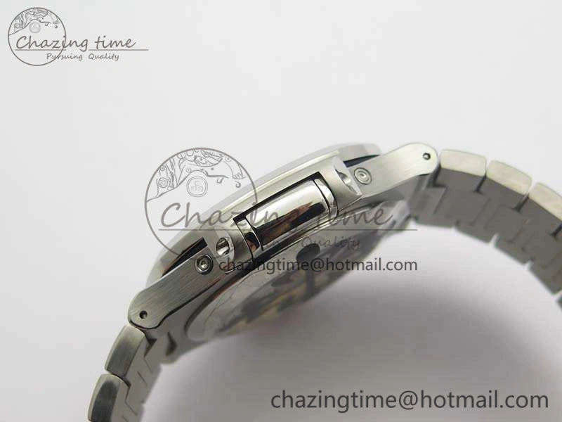Nautilus Moonphase SS KMF Gray Dial On SS Bracelet Calendar Movement V2
