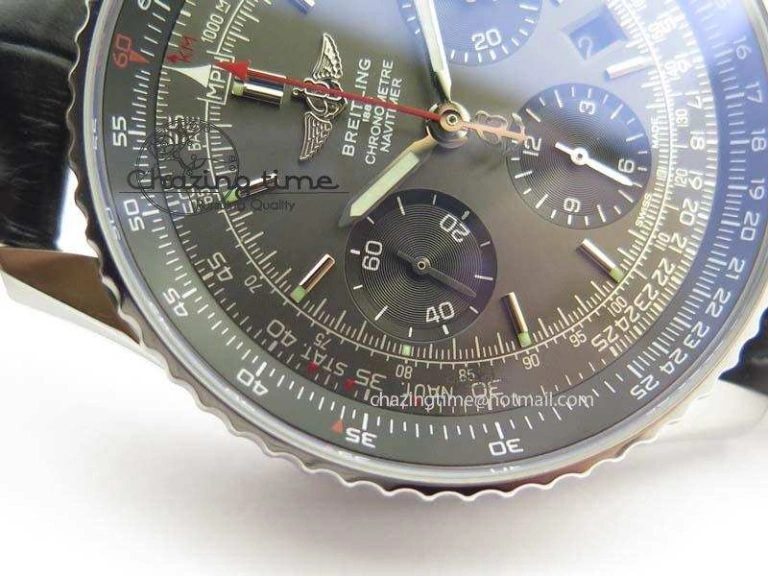 Navitimer 01 SS Gray Dial On Black Leather Strap A7750