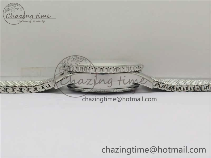Navitimer 1 41mm SS B50 White Dial on SS Bracelet A7750