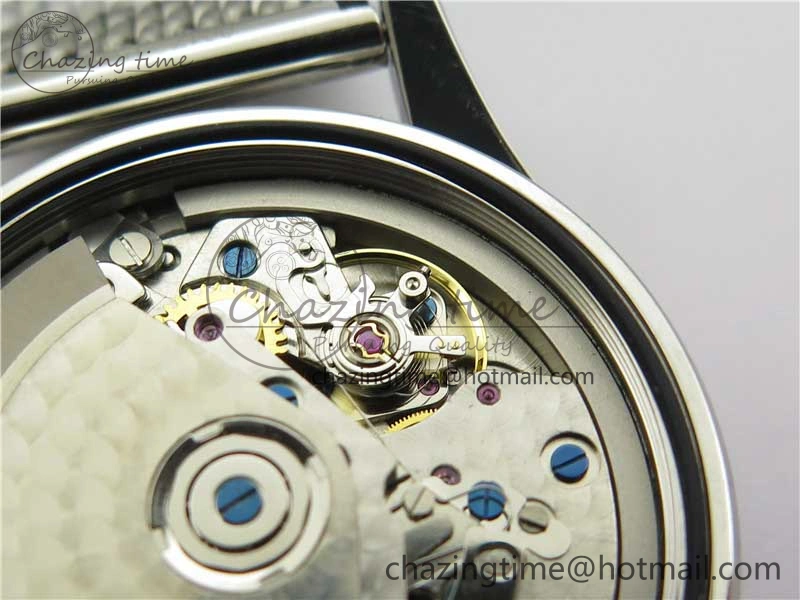 Navitimer 1 41mm SS B50 White Dial on SS Bracelet A7750