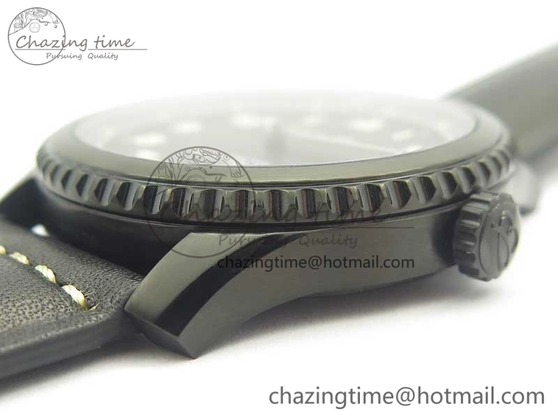 Navitimer 8 Automatic 41mm Black Steel ZF 1:1 Best Edition Black Dial on Black Leather Strap A2824