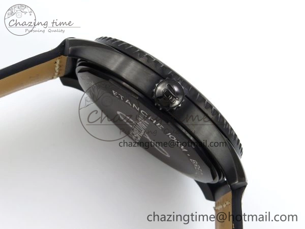 Navitimer 8 Automatic 41mm PVD TF 1:1 Best Edition Black Dial on Black Leather Strap A2824