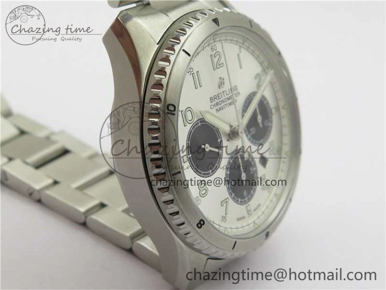 Navitimer 8 B01 Chrono 43mm SS Best Edition Silver Dial on SS Bracelet A7750