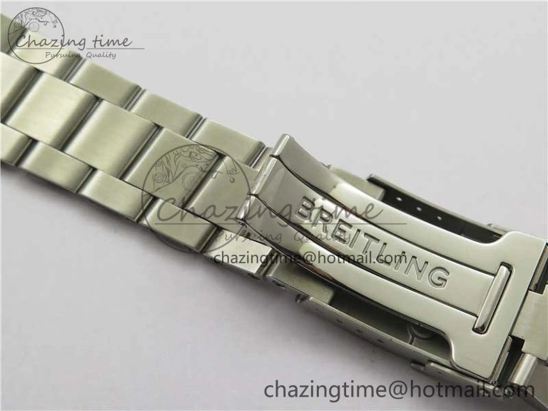 Navitimer 8 B01 Chrono 43mm SS Best Edition Silver Dial on SS Bracelet A7750