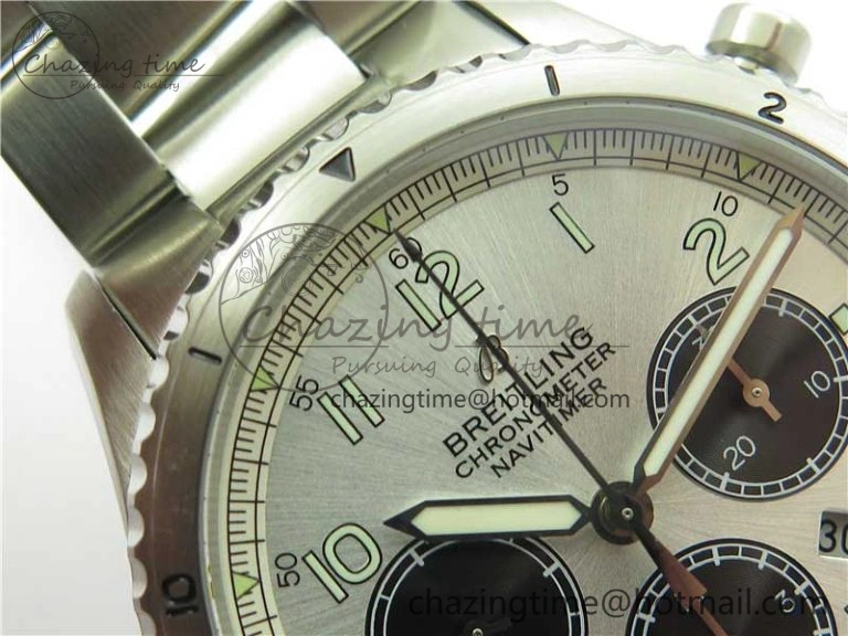 Navitimer 8 B01 Chrono 43mm SS Best Edition Silver Dial on SS Bracelet A7750