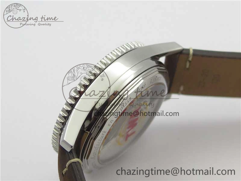 Navitimer B01 Chronograph 43 TWA Edition SS OXF White Dial Steel Markers on Brown Leather Strap A7750