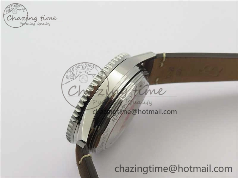 Navitimer B01 Chronograph 43 TWA Edition SS V9F 1:1 White Dial on Brown Leather Strap A7750