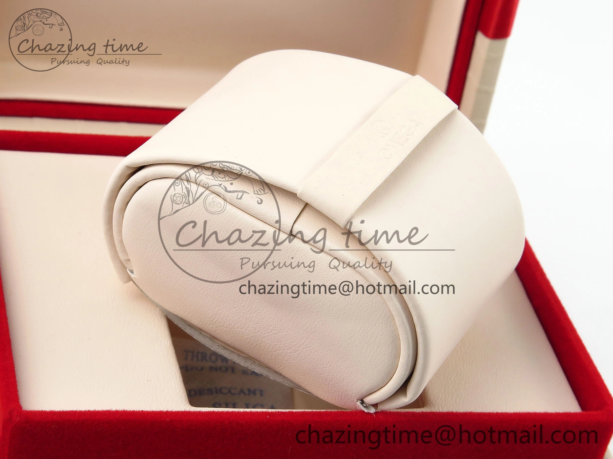 OMEGA GIFT BOXSET WITH PAPERS AND CARDS