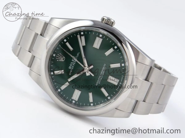 OYSTER PERPETUAL 124300 41MM VSF 1:1 BEST EDITION 904L STEEL GREEN DIAL VS3235