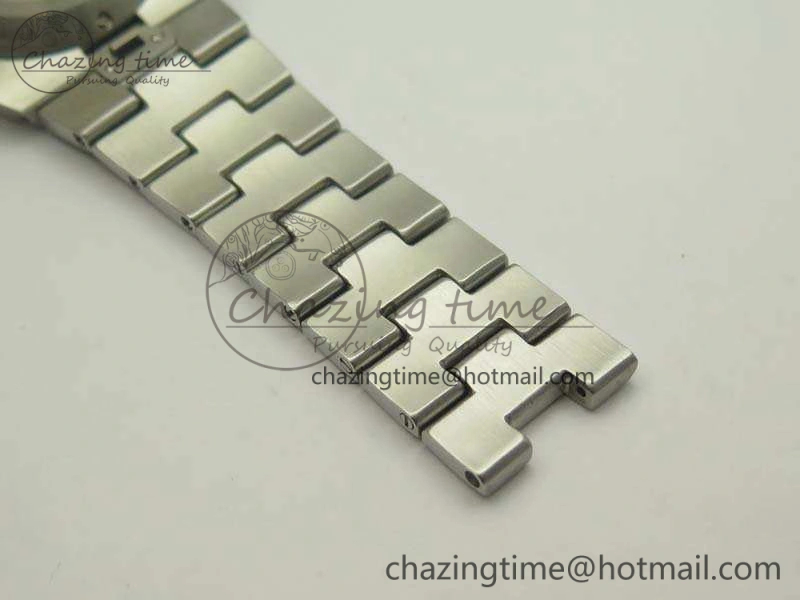 Overseas 2000V SS 3AF Best Edition Blue Dial On SS Bracelet A1120
