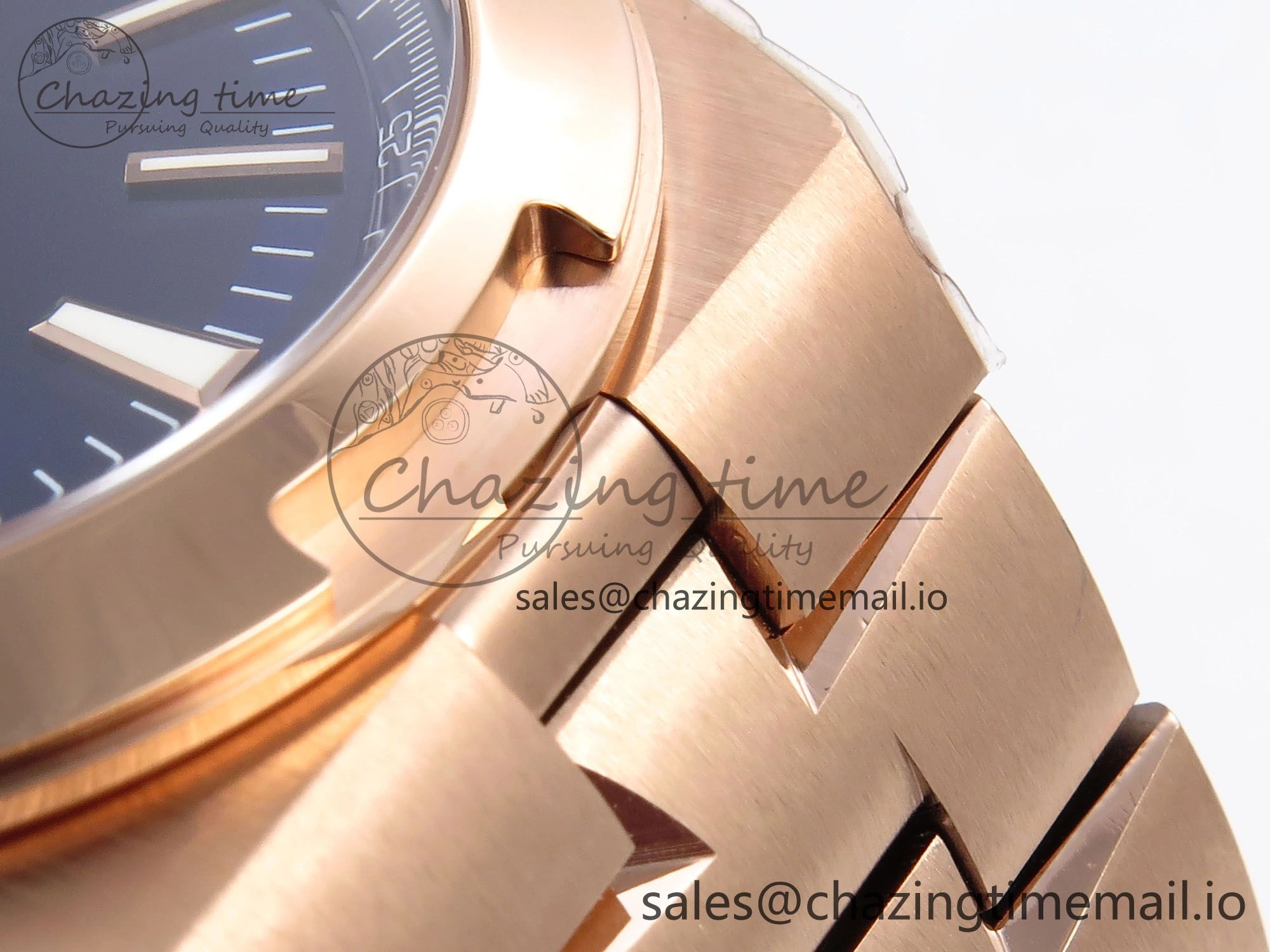 Overseas 4500V RG 8F 1:1 Best Edition Blue Dial on RG Bracelet A5100