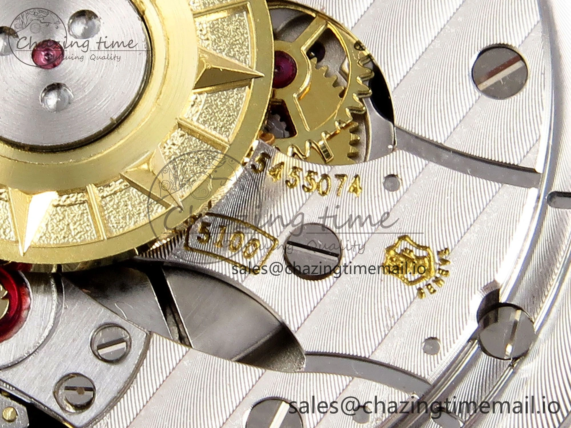 Overseas 4500V SS 8F 1:1 Best Edition Green Dial on SS Bracelet A5100
