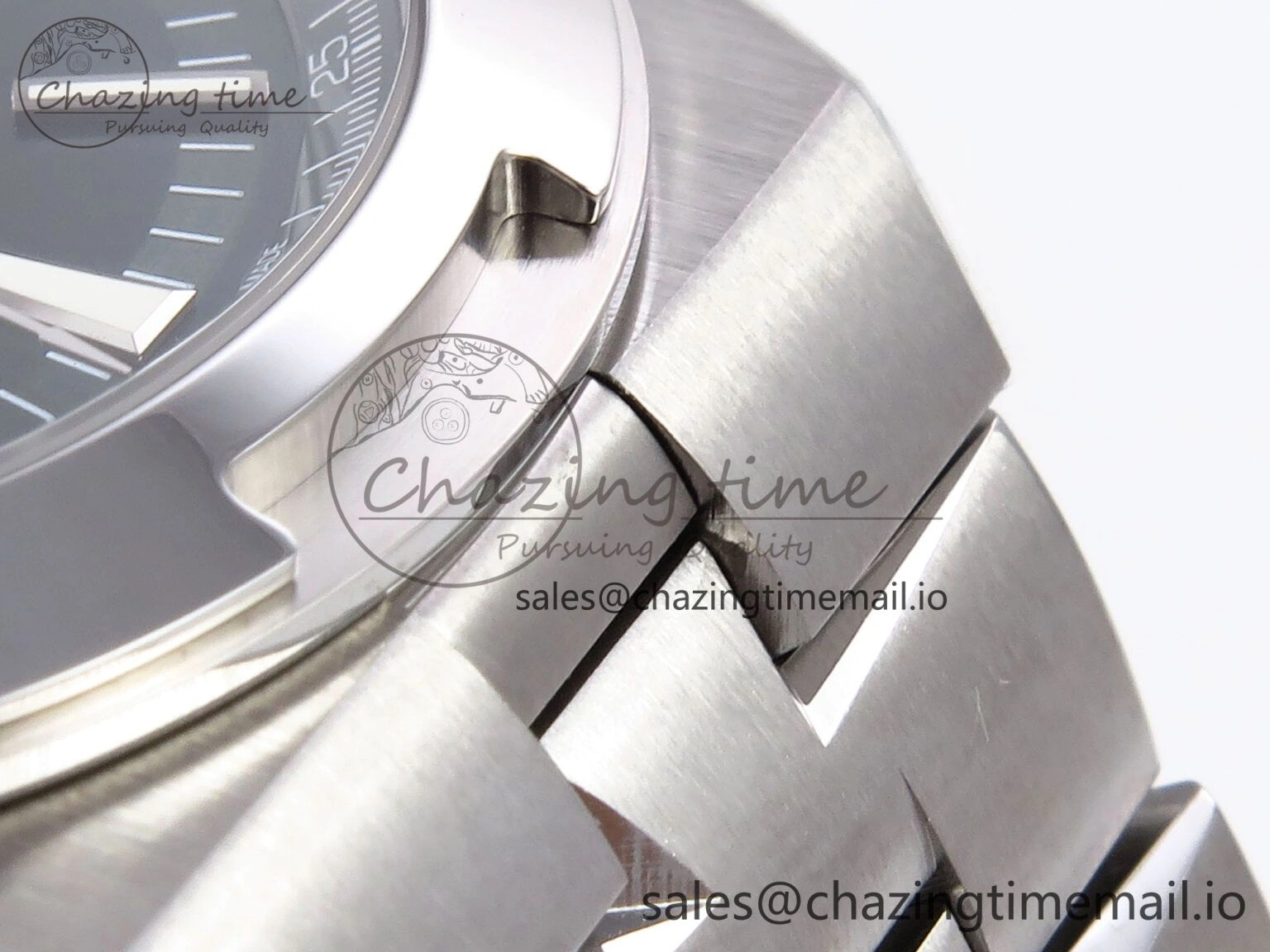 Overseas 4500V SS 8F 1:1 Best Edition Green Dial on SS Bracelet A5100