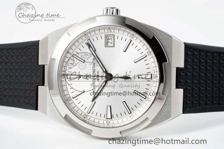 Overseas 4500V SS ZF 1:1 Best Edition Silver Dial on Black Rubber Strap A5100