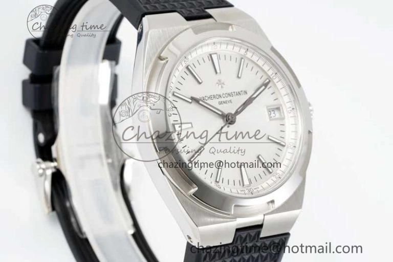 Overseas 4500V SS ZF 1:1 Best Edition Silver Dial on Black Rubber Strap A5100