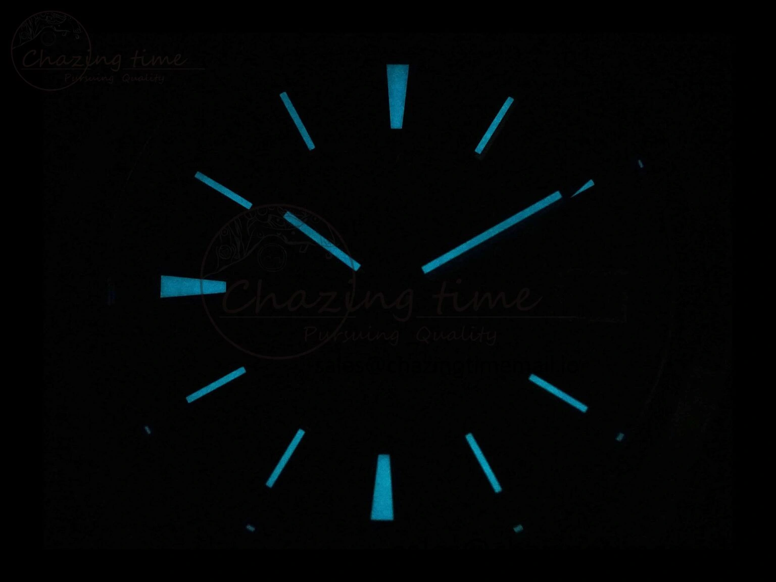 Overseas 4520V RG 8F Best Edition Green Dial on RG Bracelet A5100