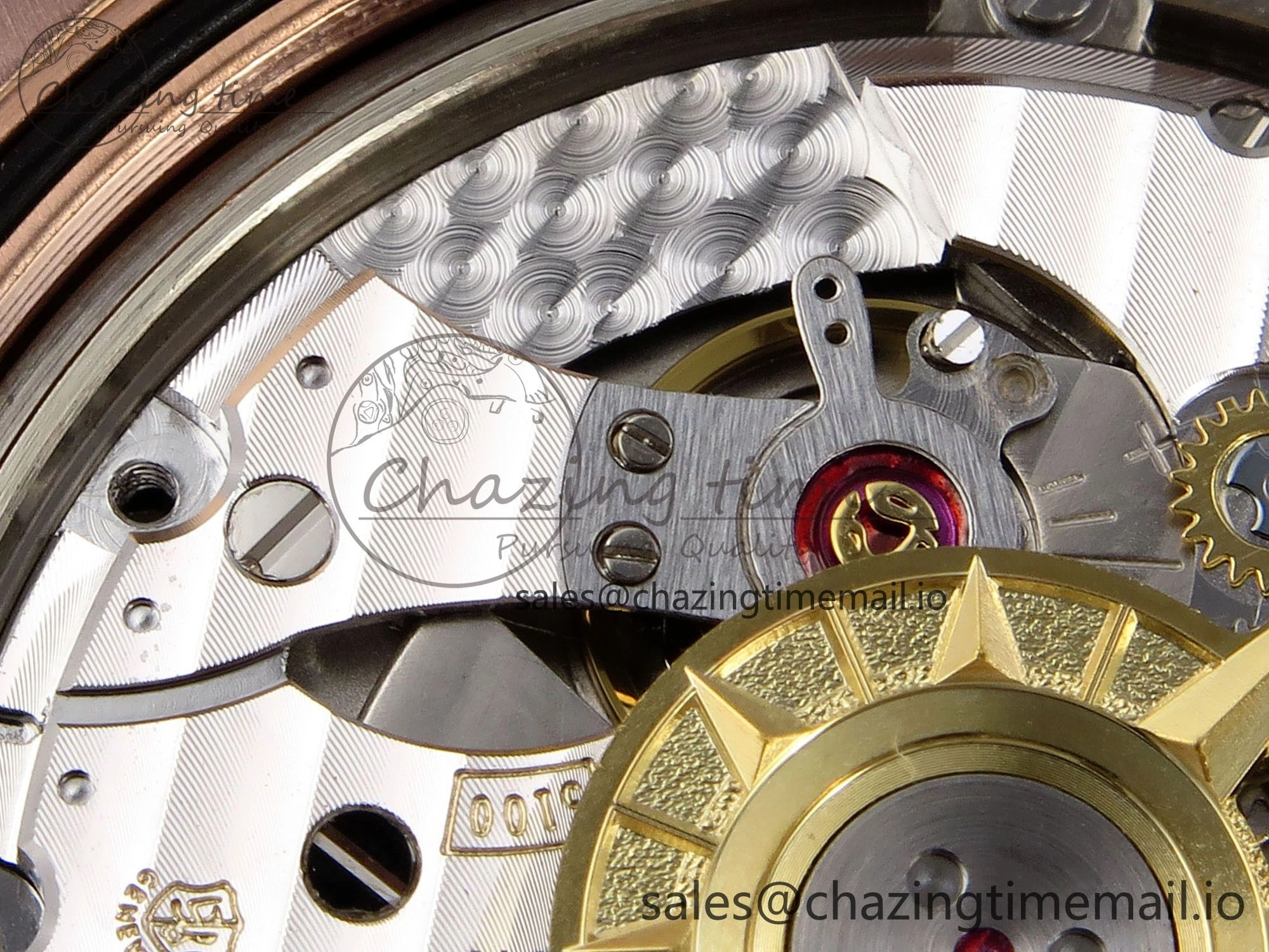 Overseas 4520V RG 8F Best Edition Green Dial on RG Bracelet A5100