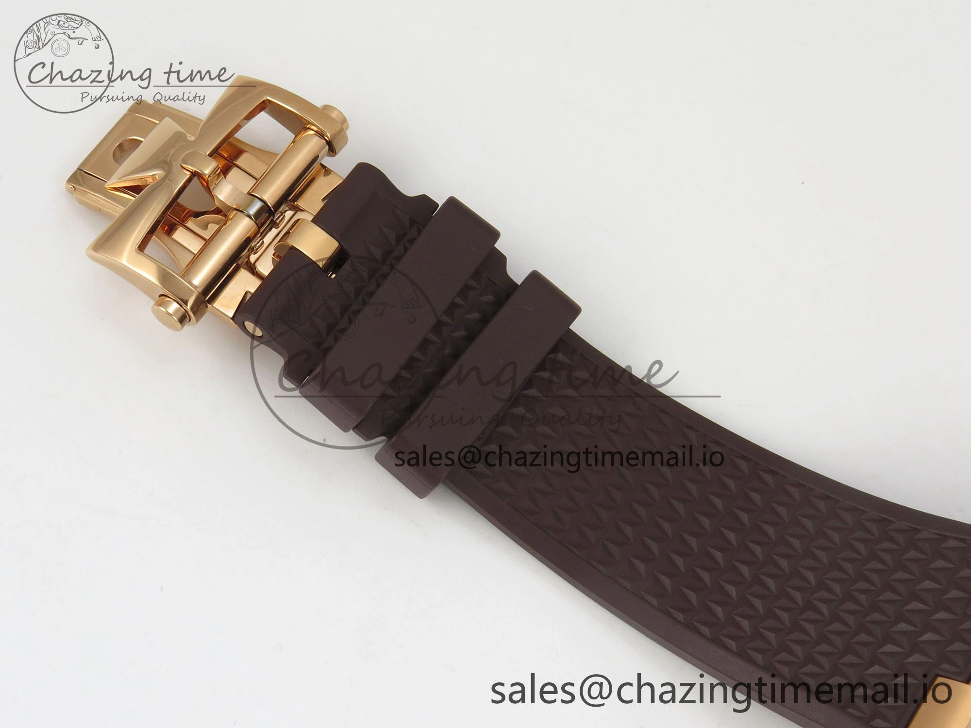 Overseas 4520V RG ZF 1:1 Best Edition White Dial on Black Rubber Strap A5100