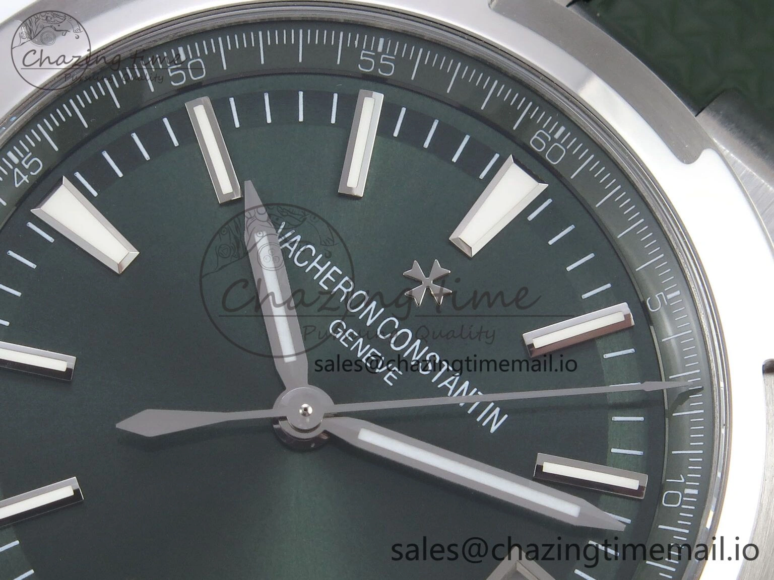 Overseas 4520V SS 8F Best Edition Green Dial On Green Rubber Strap A5100