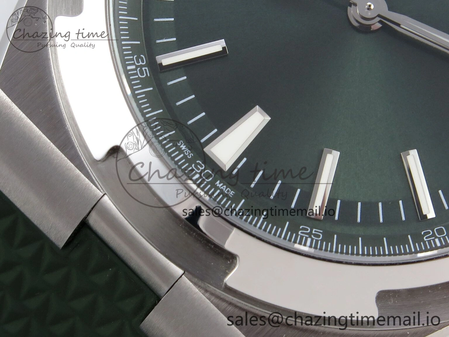 Overseas 4520V SS 8F Best Edition Green Dial On Green Rubber Strap A5100