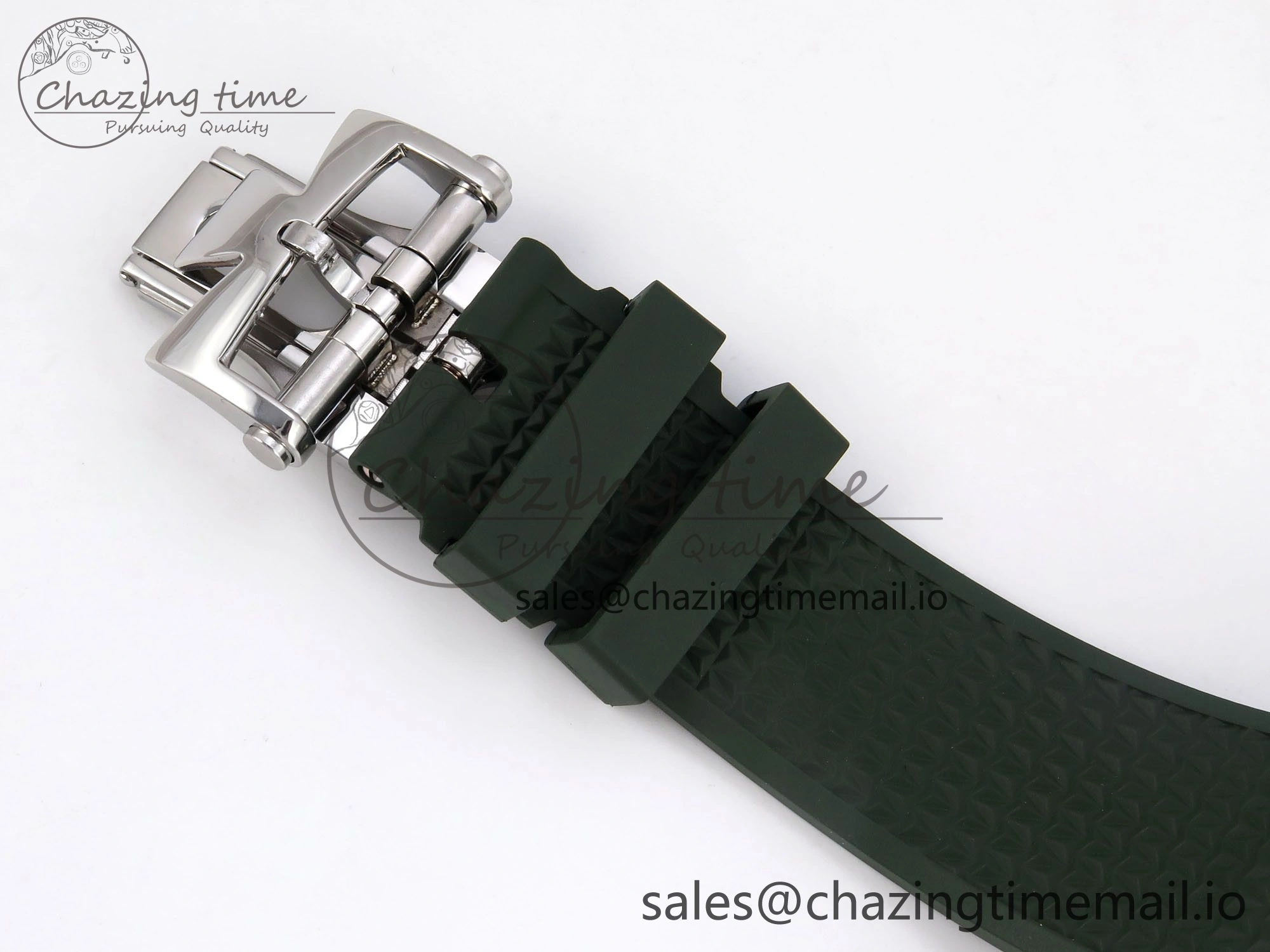 Overseas 4520V SS 8F Best Edition Green Dial On Green Rubber Strap A5100