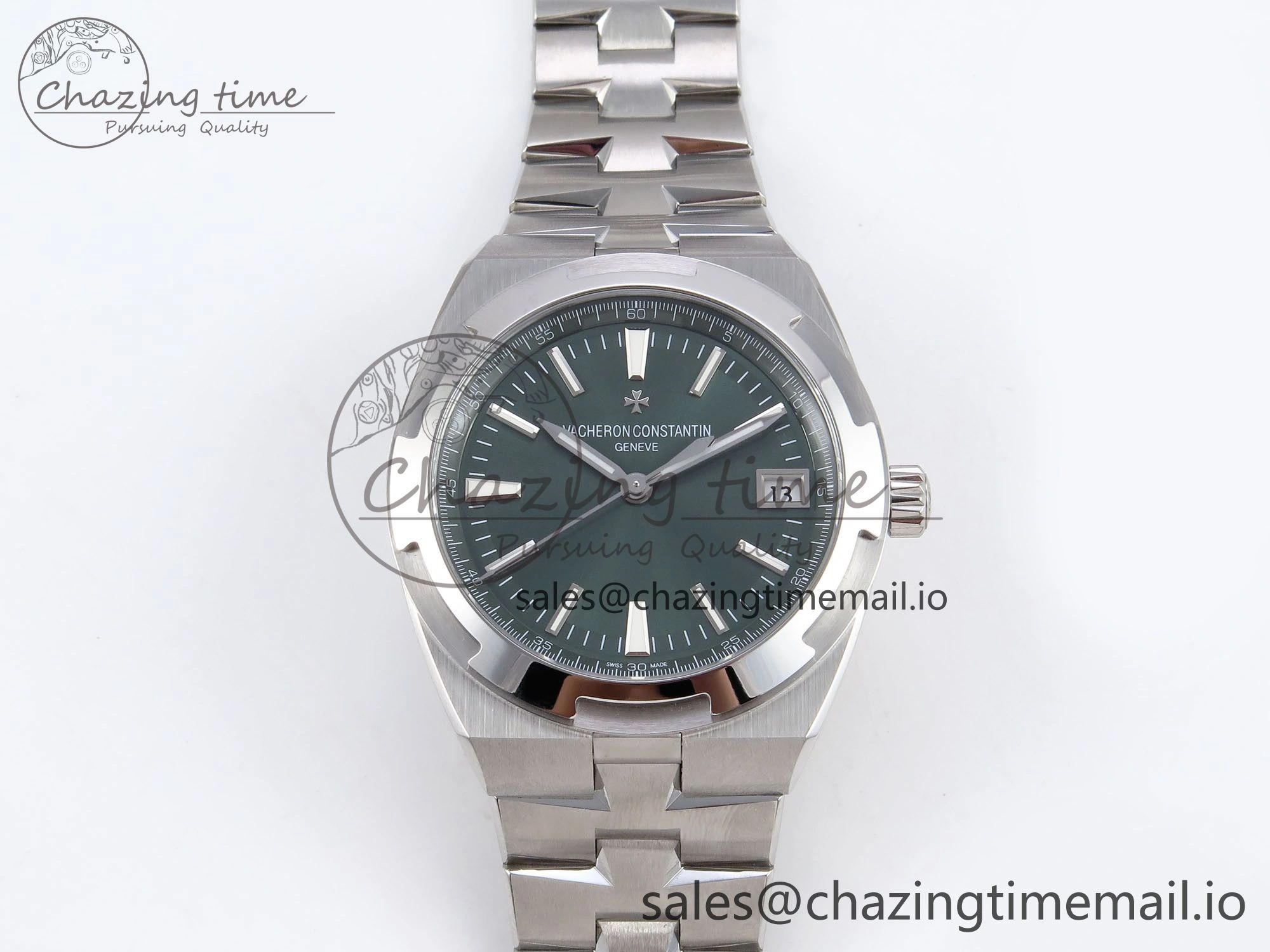 Overseas 4520V SS 8F Best Edition Green Dial on SS Bracelet A5100