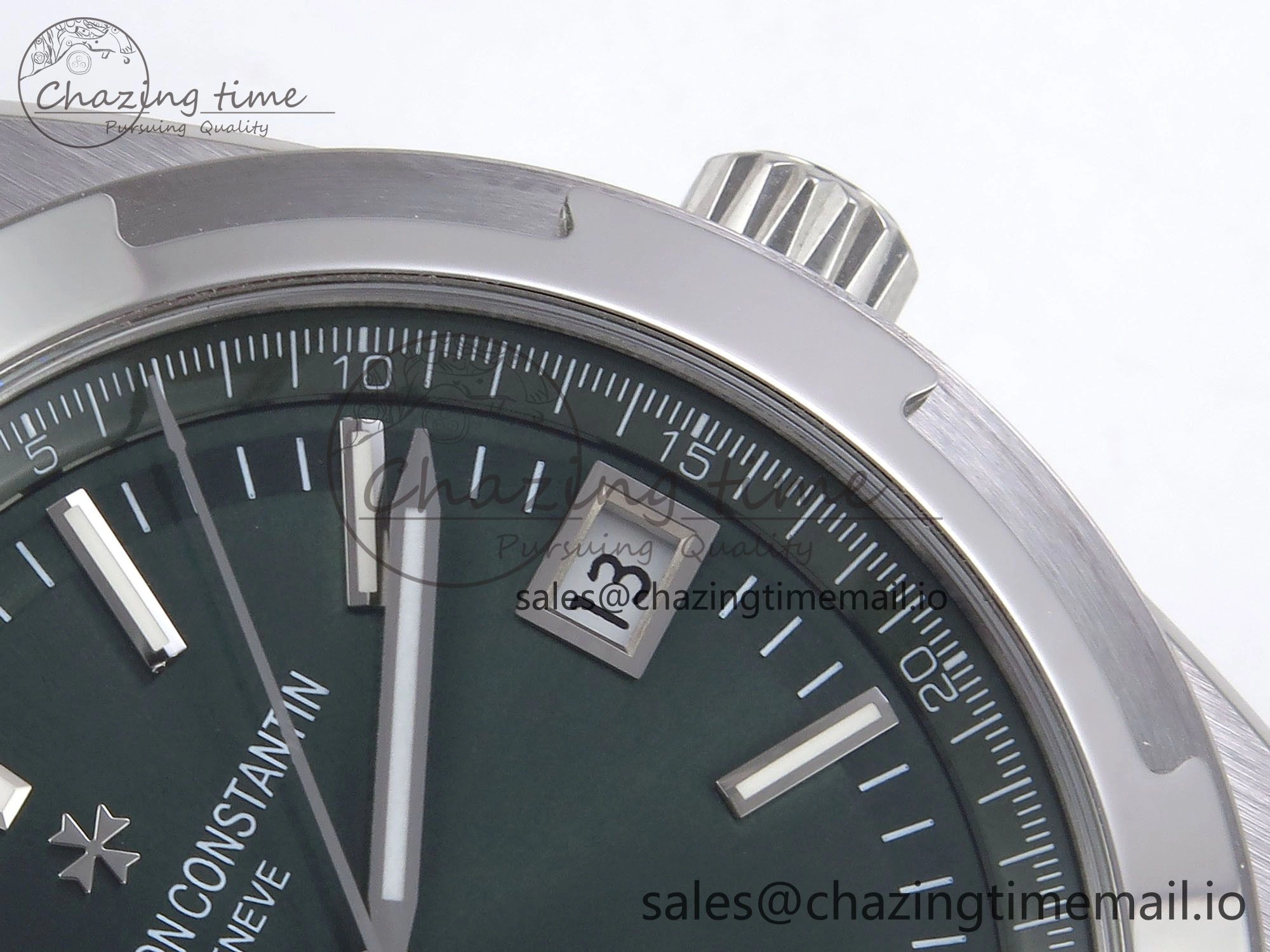 Overseas 4520V SS 8F Best Edition Green Dial on SS Bracelet A5100