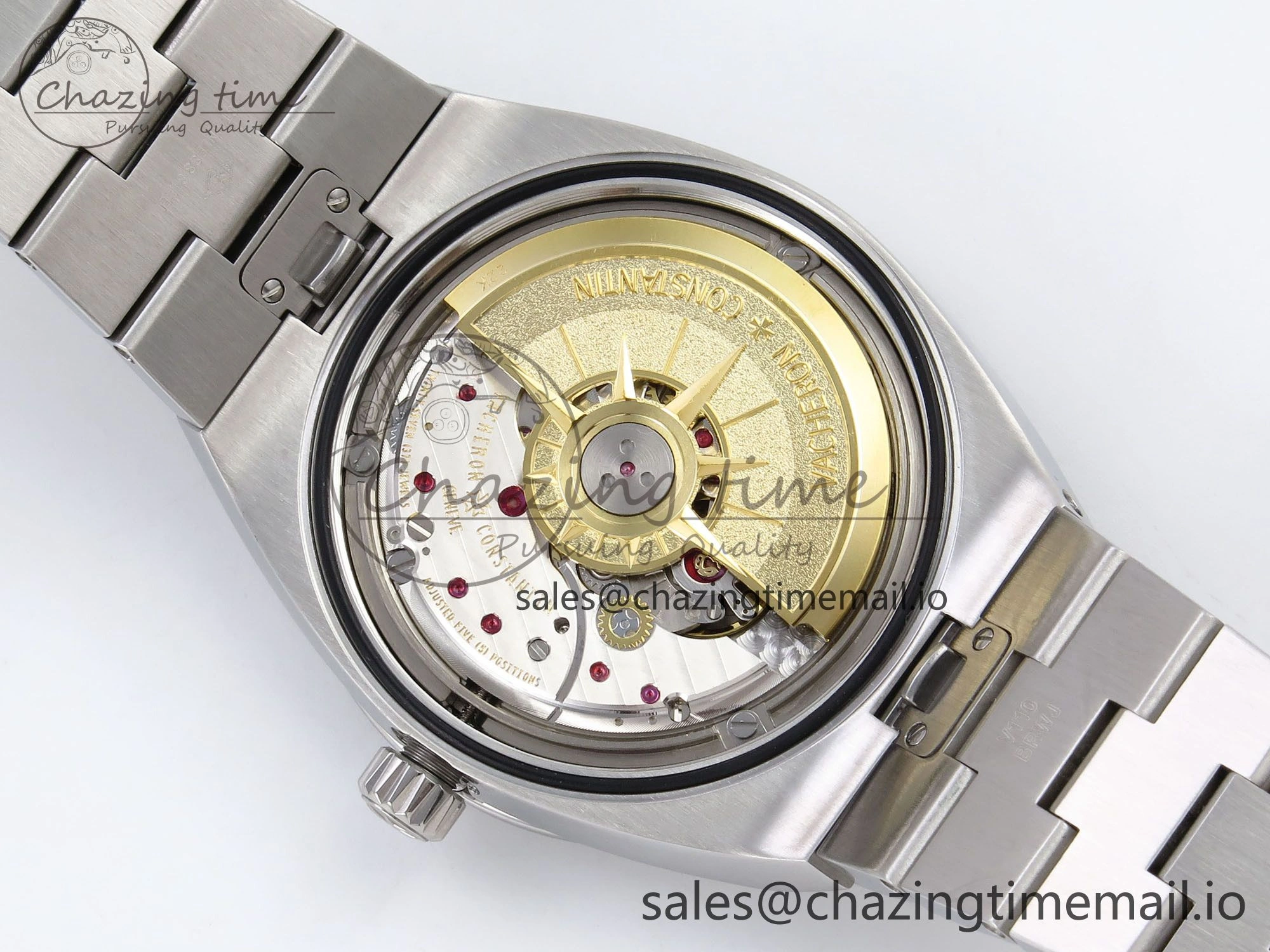 Overseas 4520V SS 8F Best Edition Green Dial on SS Bracelet A5100