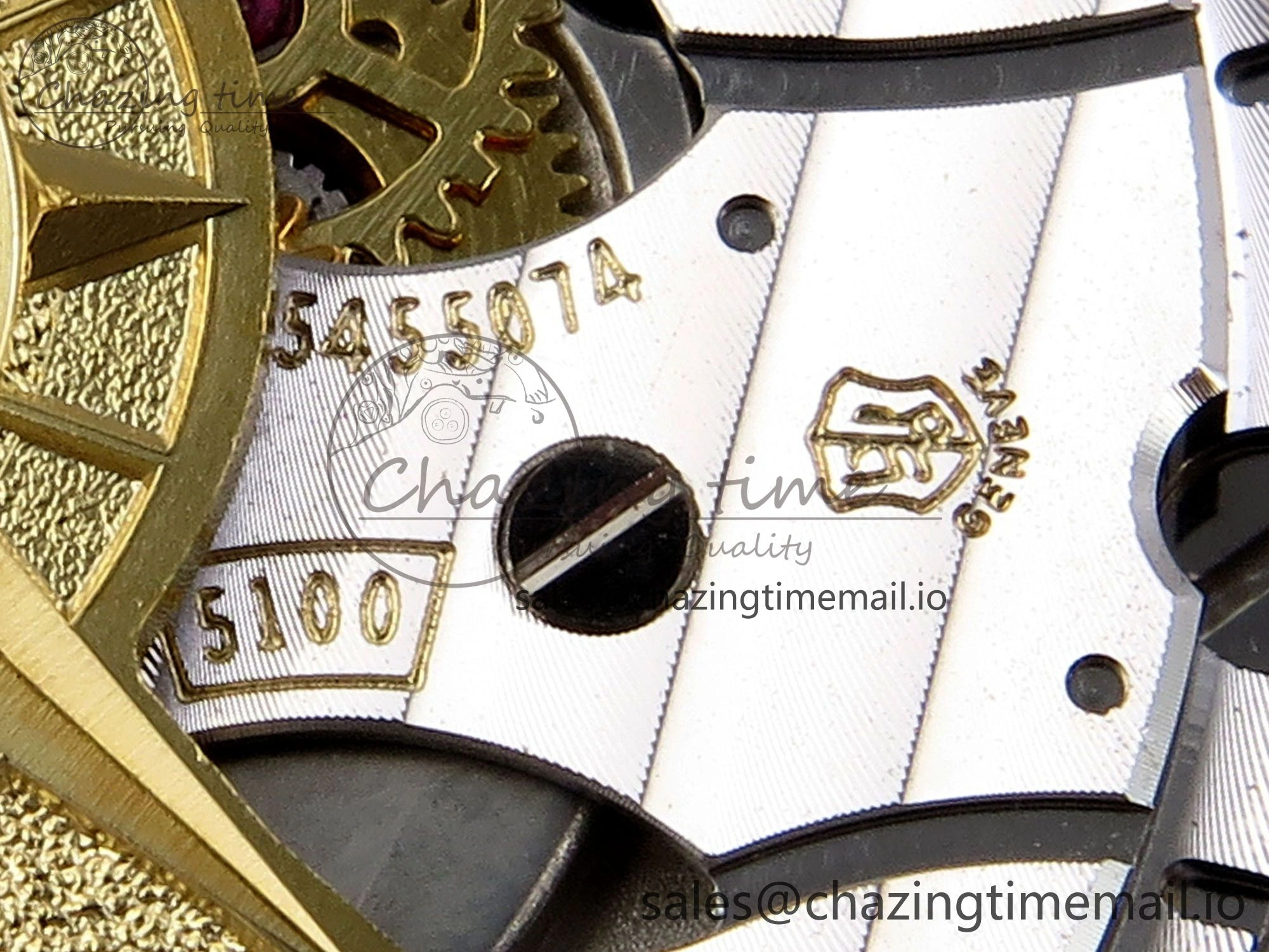 Overseas 4520V SS 8F Best Edition Green Dial on SS Bracelet A5100